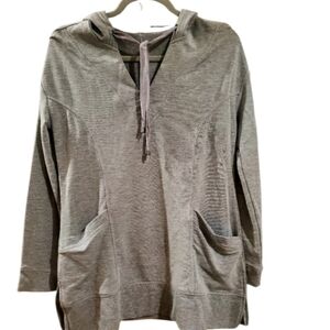 Cable & Gauge women's sweatshirt Small Petite